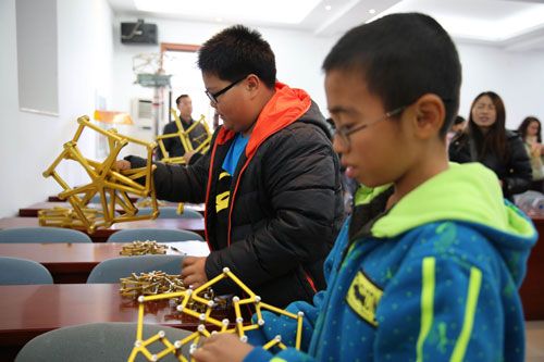 开放实践课送教到郊区学校(2)-千龙网·中国首