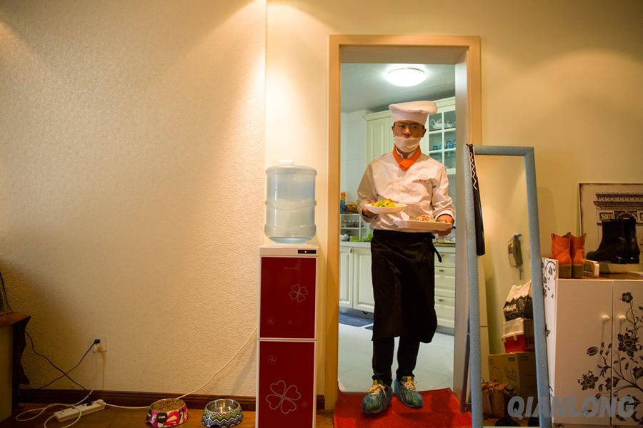 [新活法·图像故事]烹饪技术哪家强 连工带料上