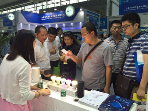 http://upload.qianlong.com/2015/1125/1448420480573.png