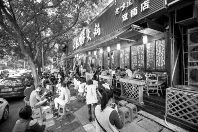 网络传播底料问题或存误导 成都知名火锅大龙