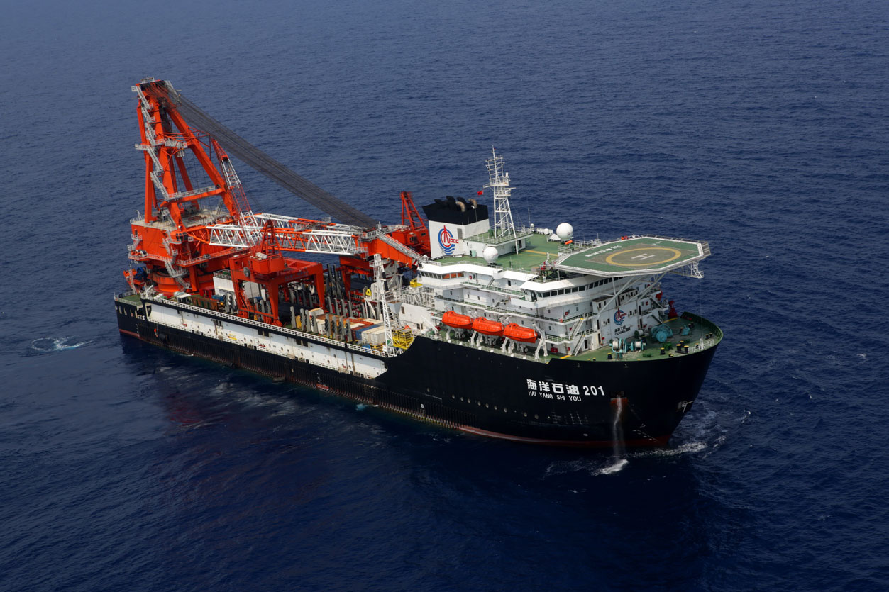 981钻井平台:变形金刚般超现实感 技术国际先