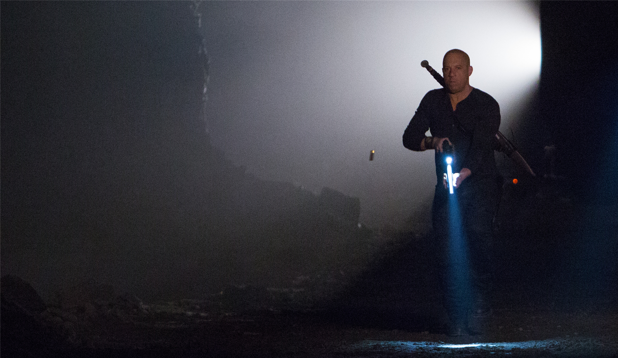 《最后的巫师猎人》剧照 范·迪塞尔化身超级