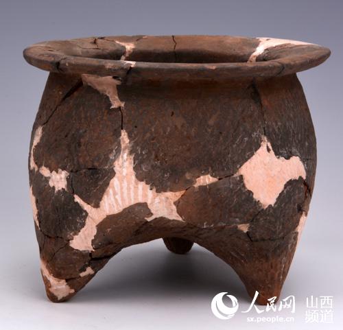 山西襄汾陶寺北现两周大型墓地 探出墓葬1283座