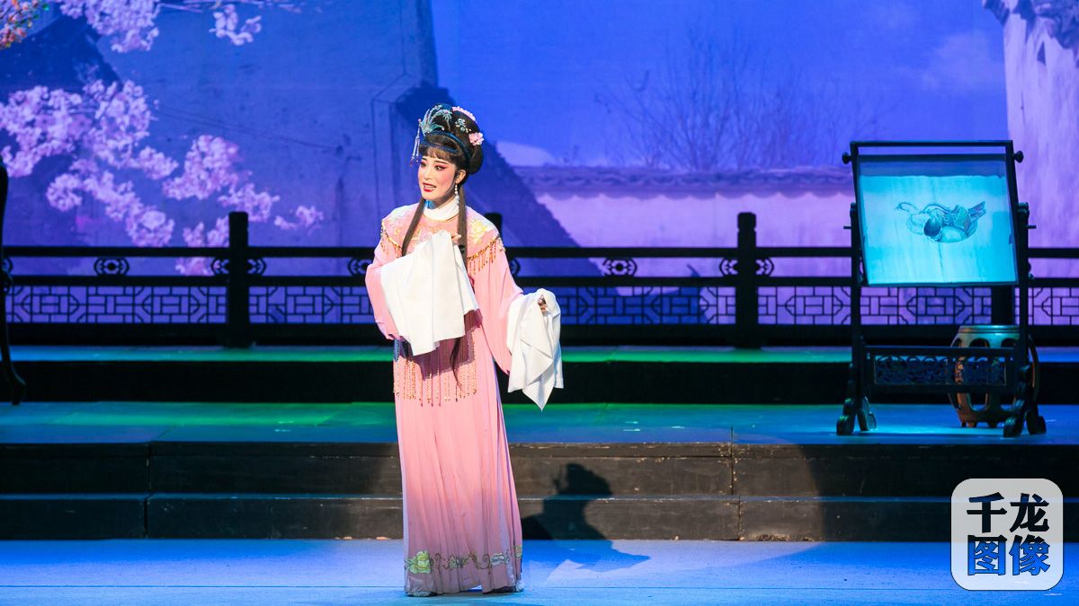 二度梅得主韩再芬领衔《女驸马》登陆北京(