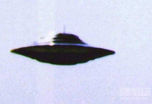 NASA再曝UFO照片 外星人可能已抵达地球(2)