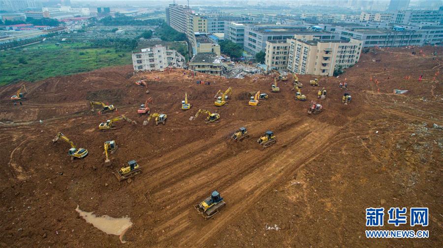 （新华全媒头条·深圳滑坡）（3）救援车源源不绝，救援人源源不断——深圳滑坡灾害救援处置36小时全景扫描