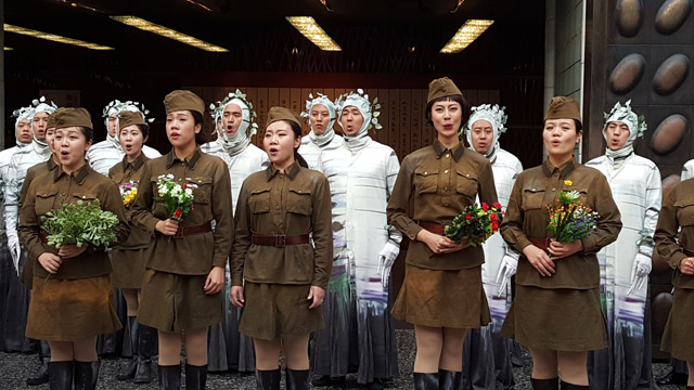 《这里的黎明静悄悄》为公众开放日活动拉开帷幕。-千龙网实习记者-梁祎摄