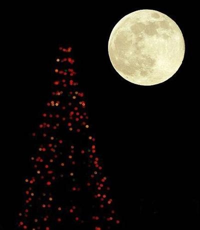 今年圣诞巧遇满月：再见要等19年！