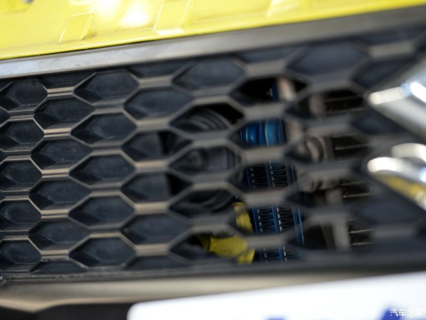 涡轮增压加持 拍GReddy官改铃木速翼特-千龙