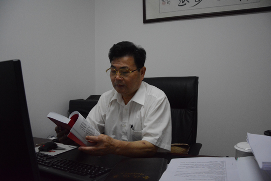 海南官员:政府采购系高危职业 1\/3工作是应对调