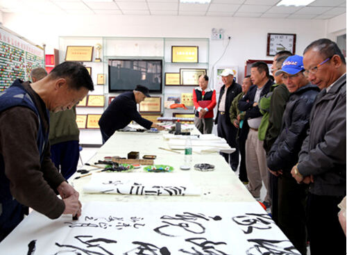 怀柔区龙山街道与台湾高雄社区参访团畅谈社区