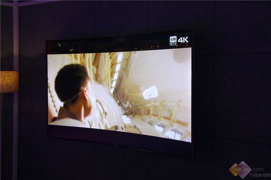 直击CES2016：TCL 21:9超宽荧幕电视亮相 