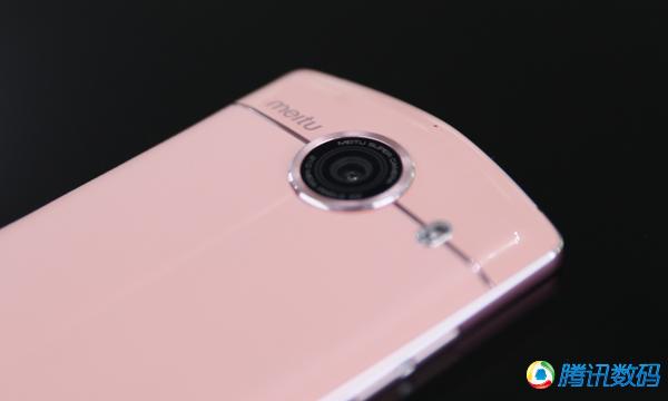 美图手机V4评测：自拍逆天 典型的偏科生