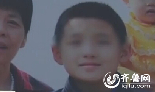 张先生说，孩子从小就对牛奶过敏，甚至连闻一下都不舒服，这个事老师都知道。