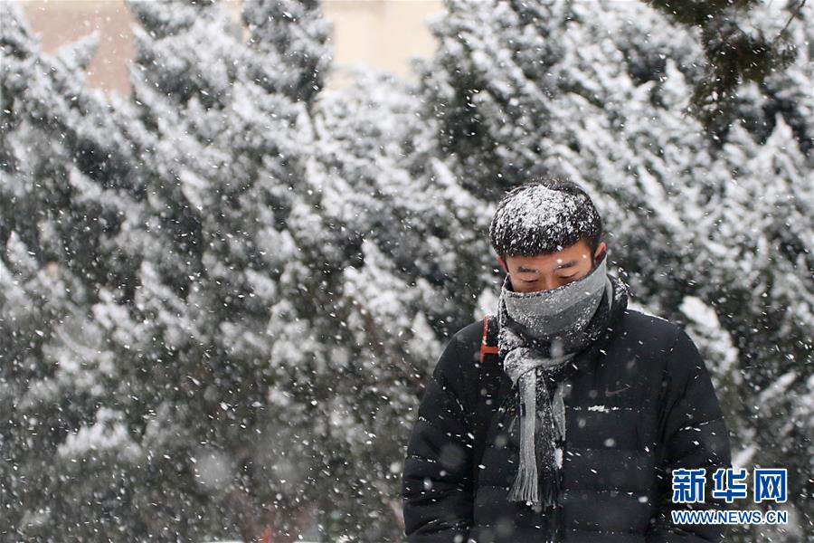 #（生态）（1）我国中东部将出现明显低温雨雪天气