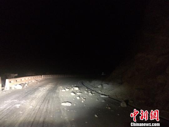 青海门源6.4级地震发生余震86次部分房屋院墙倒塌