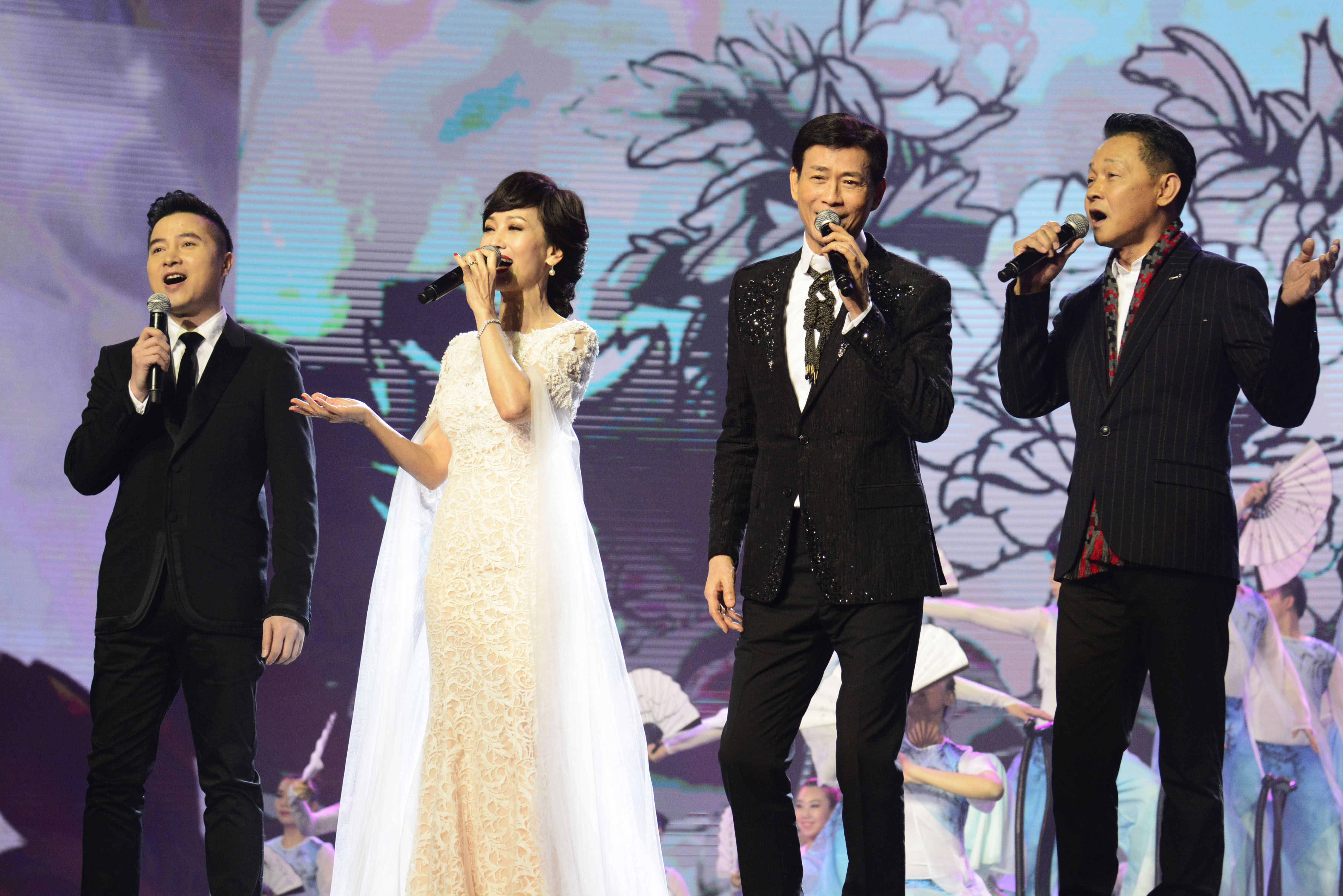 《戏说乾隆》合照全家福 金枝绿叶 唱 问情 -千