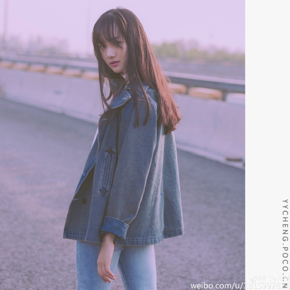 中戏校花晒唯美写真 清纯笑容惹人爱