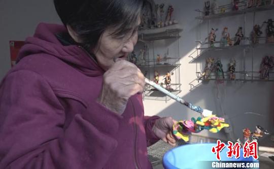 78岁“面人奶奶”免费传艺十余载仅为传承（图）