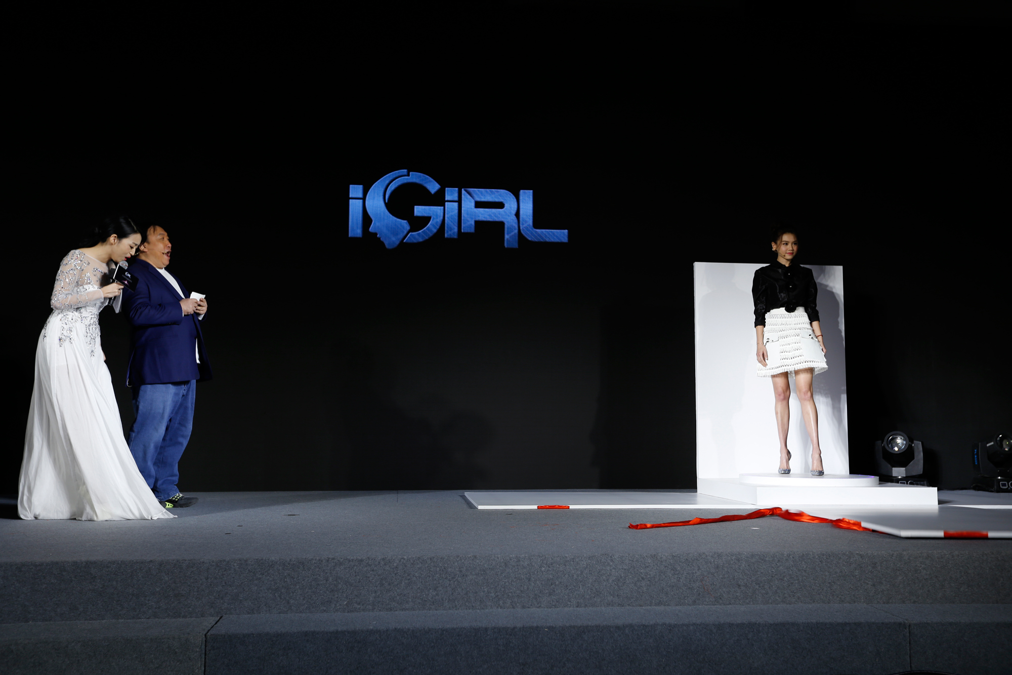 iGirl惊喜亮相 - 复件