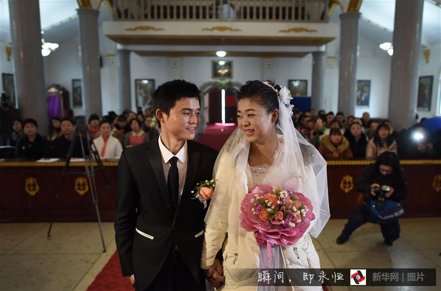 （图片故事）（7）尿毒症女孩和她的“众筹”婚礼