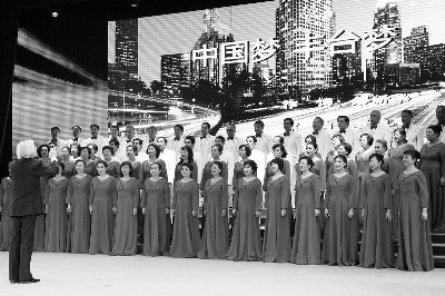 专场慰问演出表演的均是原创作品  摄/记者 朱天龙