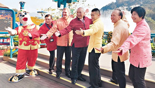 去年内地旅行团减少香港海洋公园游客跌14%