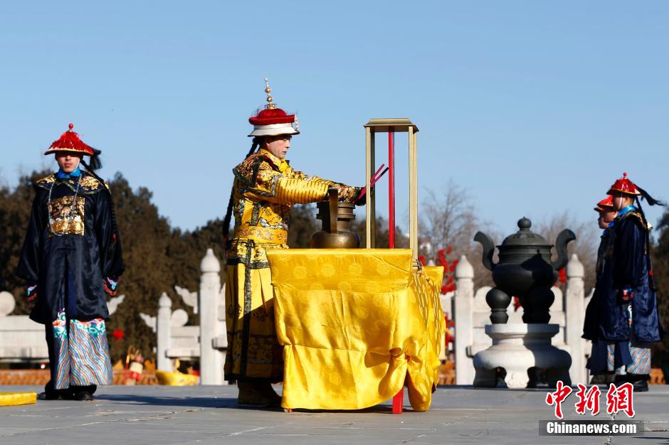 北京地坛庙会开锣迎新春
