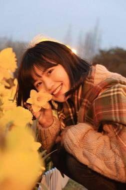 成都女孩酷似高圆圆 引市民围观(图)