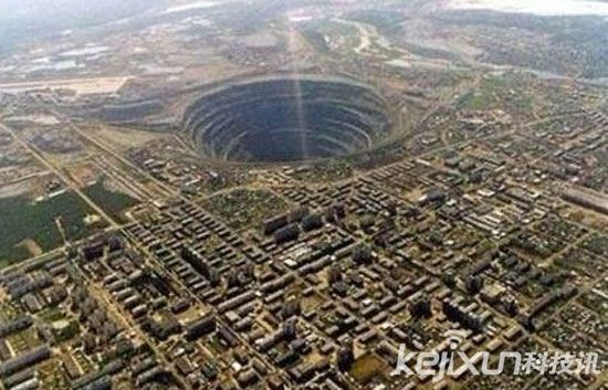深海黑洞困扰科学家 盘点地球五大震惊世界不解之谜