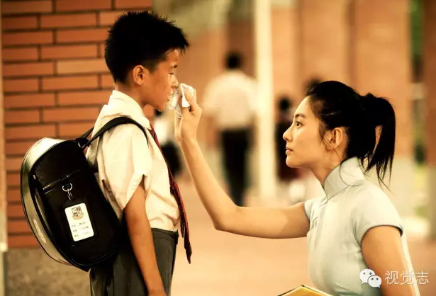 她们把最美的自己，都给了同一个男人