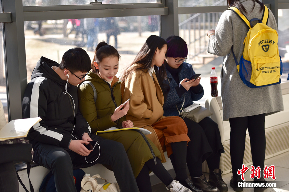 北影艺考日 美颜遍布校园