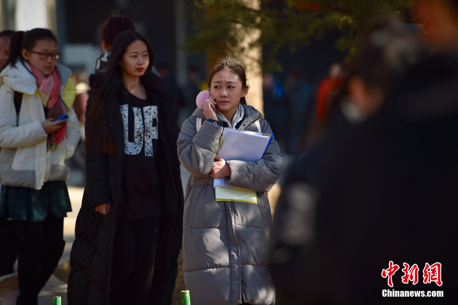 北影艺考日 美颜遍布校园