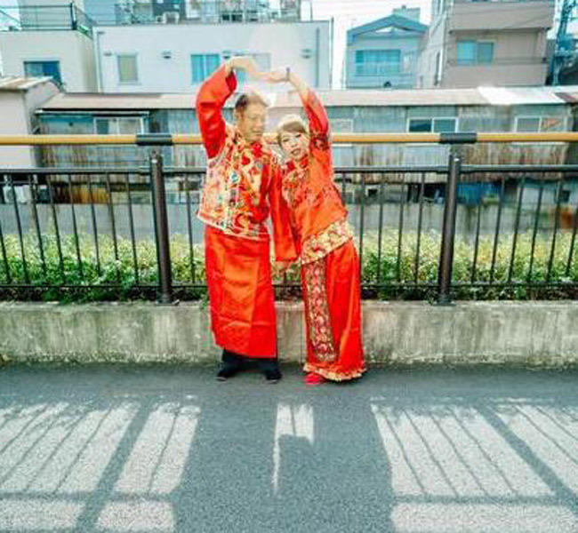 19万日本拍婚纱 收到照片后傻了眼(组图)