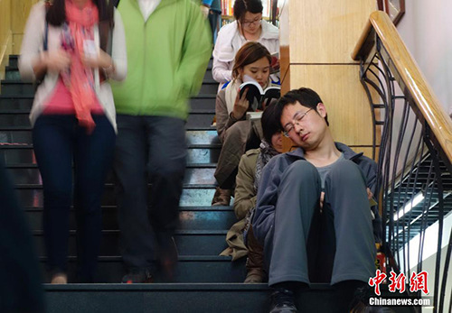 中国“全民阅读”现状几何：图书馆异化成自习室