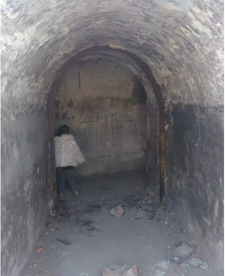 河南安阳拆迁工地现防空洞 几乎贯穿全城