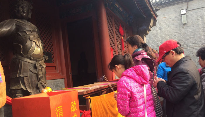 北京东城区和平里第九小学四年级三班张灵鹊：《祈福》13718274795