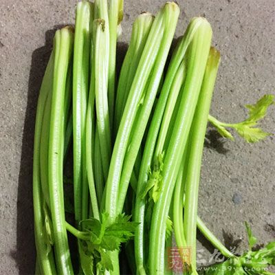 如芹菜、莴笋、紫菜、核桃