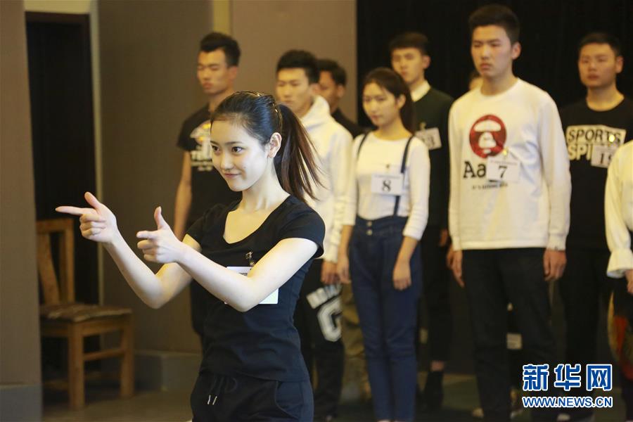 （晚报）（2）北京电影学院表演学院复试考场一探