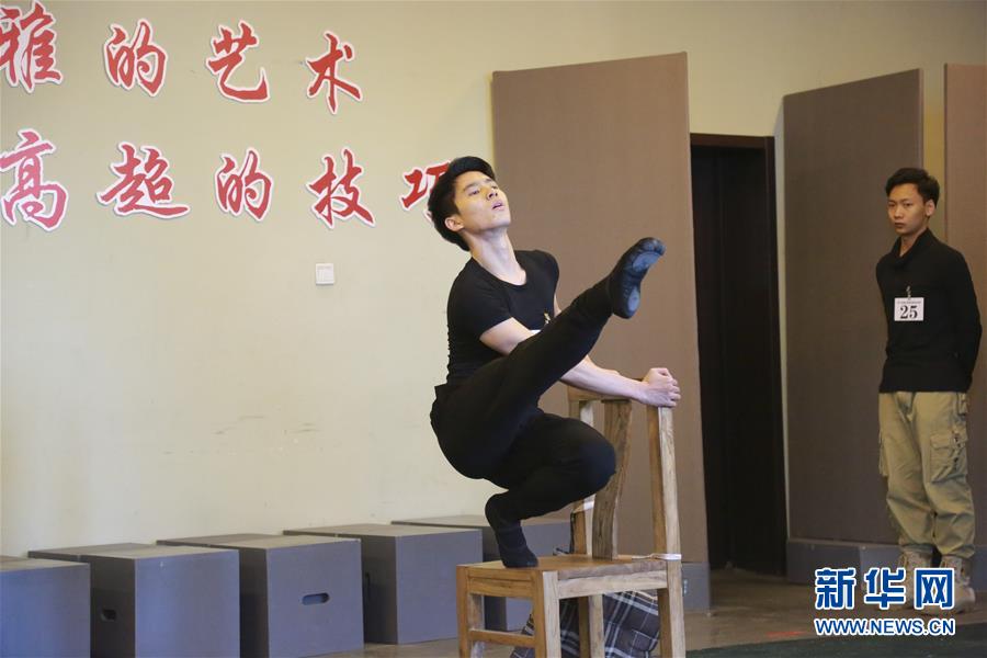 （晚报）（1）北京电影学院表演学院复试考场一探