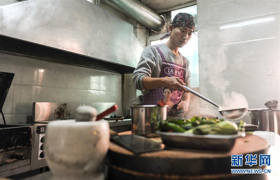 （图片故事）（5）火烧店里的青年创业梦