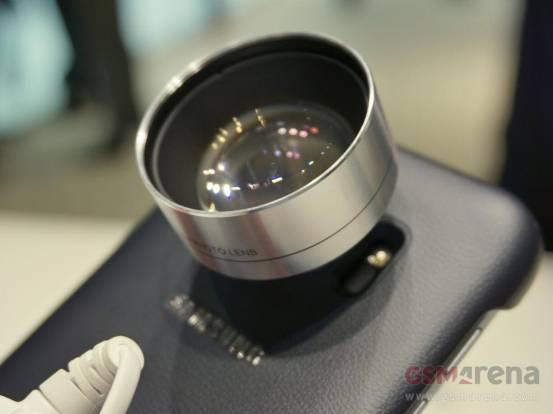 三星展示Galaxy S7/Edge专用官方外接镜头