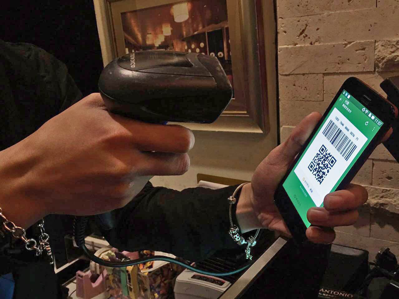 拥抱自由行商机 台北101启用微信支付-千龙网