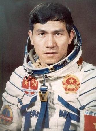 亚洲首位宇航员非杨利伟，而是一位越南人？