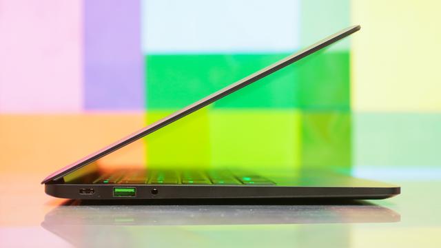 雷蛇Blade Stealth评测：比肩MacBook Air