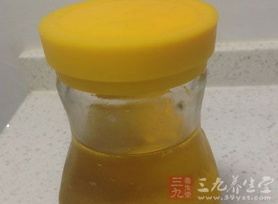 喝蜂蜜减肥是有一定讲究的