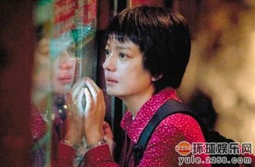 “同班不同命”北电96级12位美女现状：赵薇变富豪李佳嫁靳东