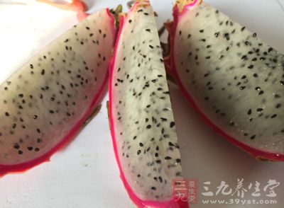 火龙果中含铁元素量比一般水果要高