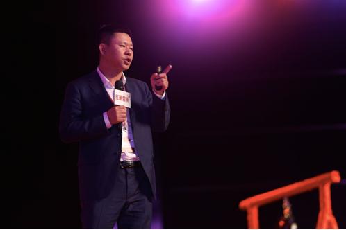 刘学臣的创业三段论:方向、同行者与坚守