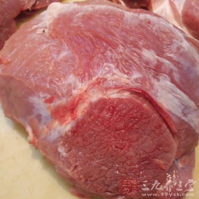 猪肉100克、料酒、精盐、味精